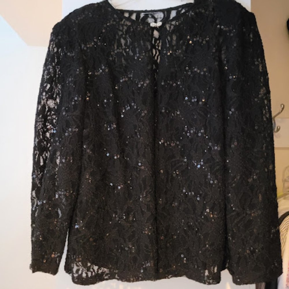 Patra Lace Jacket with Shell